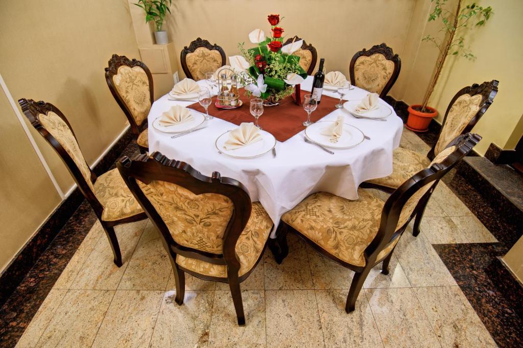 Hotel Carol Κονστάντζα Δωμάτιο φωτογραφία